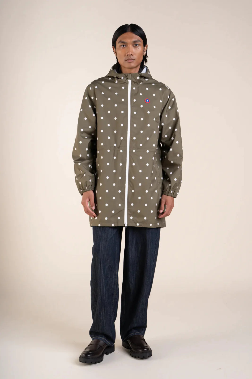 Amelot Printed - Long Raincoat - Flotte #couleur_pois-olive