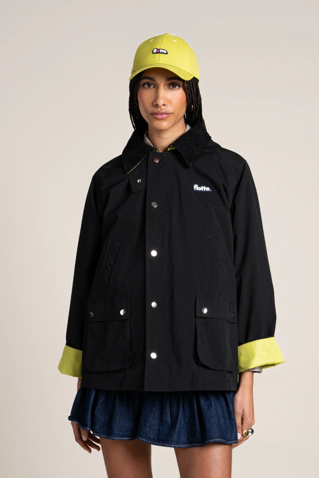 Archives - Hunting jacket-inspired raincoat with contrasting matcha collar and sleeves in Black - Flotte couleur Black #couleur_ombre