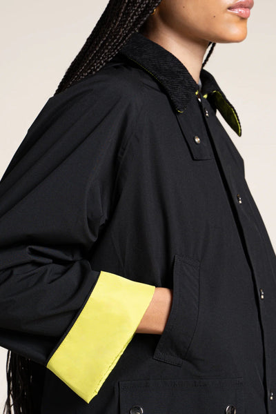 Archives - Hunting jacket-inspired raincoat with contrasting matcha collar and sleeves in Black - Flotte couleur Black #couleur_ombre