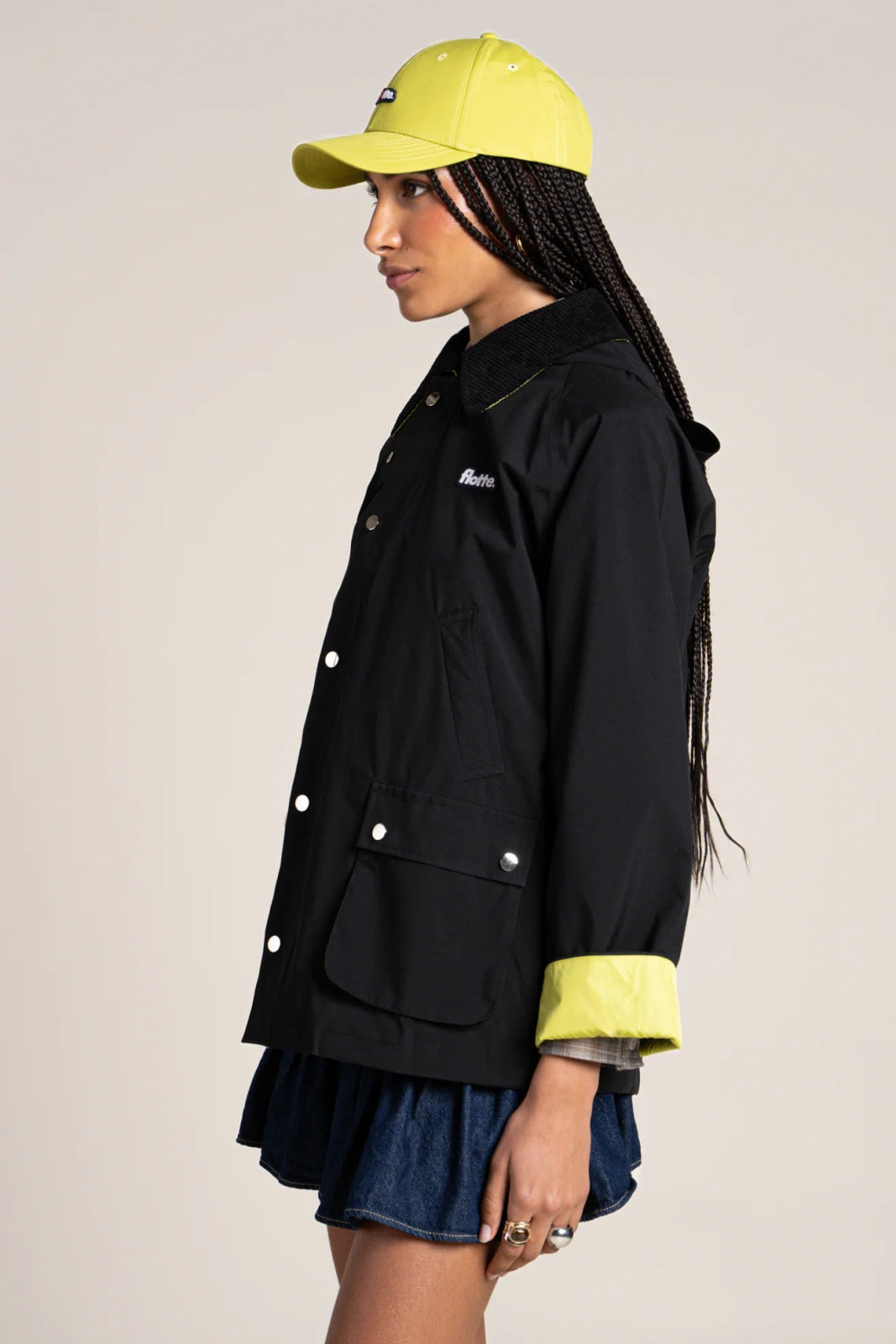 Archives - Hunting jacket-inspired raincoat with contrasting matcha collar and sleeves in Black - Flotte couleur Black #couleur_ombre