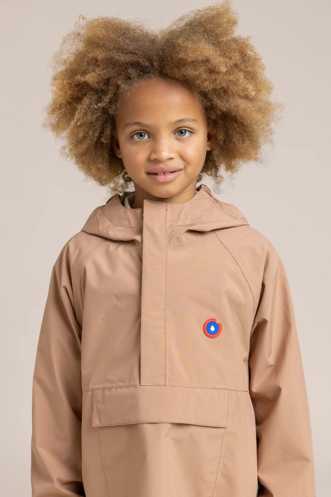 Avron - Waterproof rain cape for kids - Flotte cinnamon color #couleur_cannelle