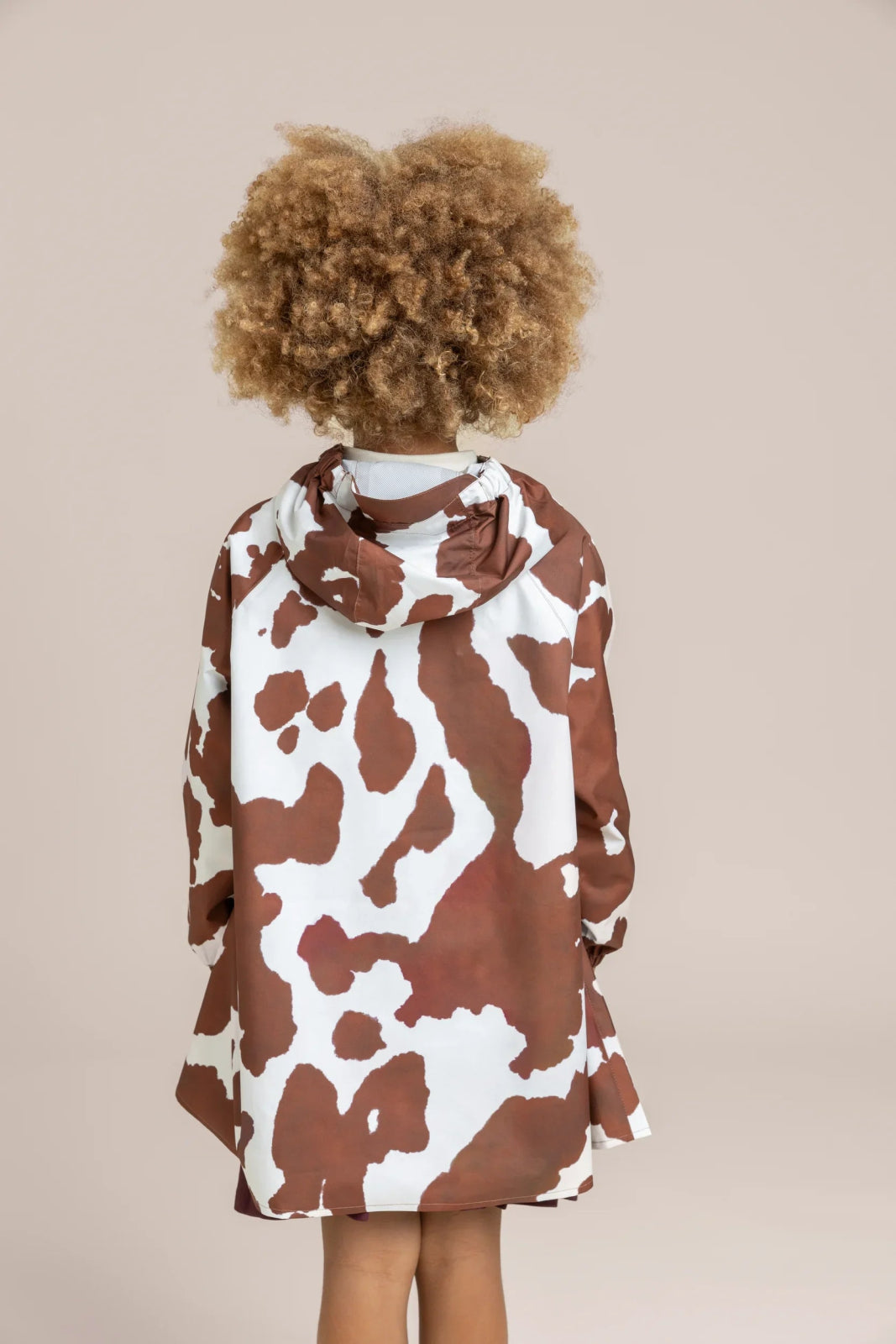 Avron - Waterproof rain cape for kids - Cow print color Flotte #couleur_cow