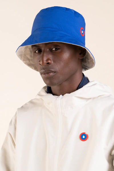 Reversible Bucket Hat - Waterproof - Flotte #couleur_bleu-coquille