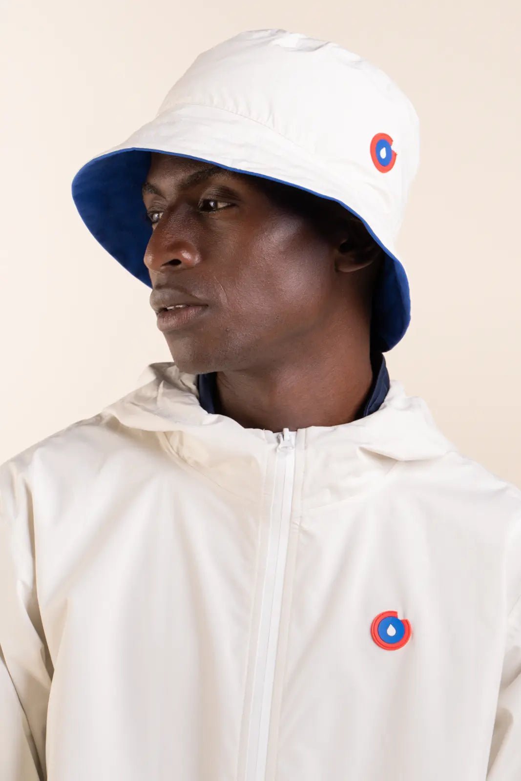 Reversible Bucket Hat - Waterproof - Flotte #couleur_bleu-coquille