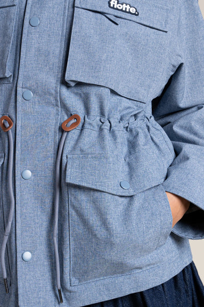 Flandres - Waterproof multi-pocket safari jacket with drawstring waist - blue jean print #couleur_blue-jean