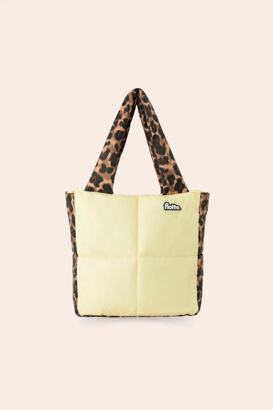 le cabas bag in recycled polyester butter new leopard 
#couleur_butter-new-leopard