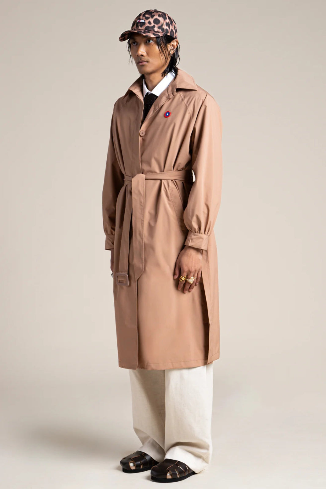 Madeleine - Long waterproof trenchcoat with belt - Flotte couleur cannelle #couleur_cannelle