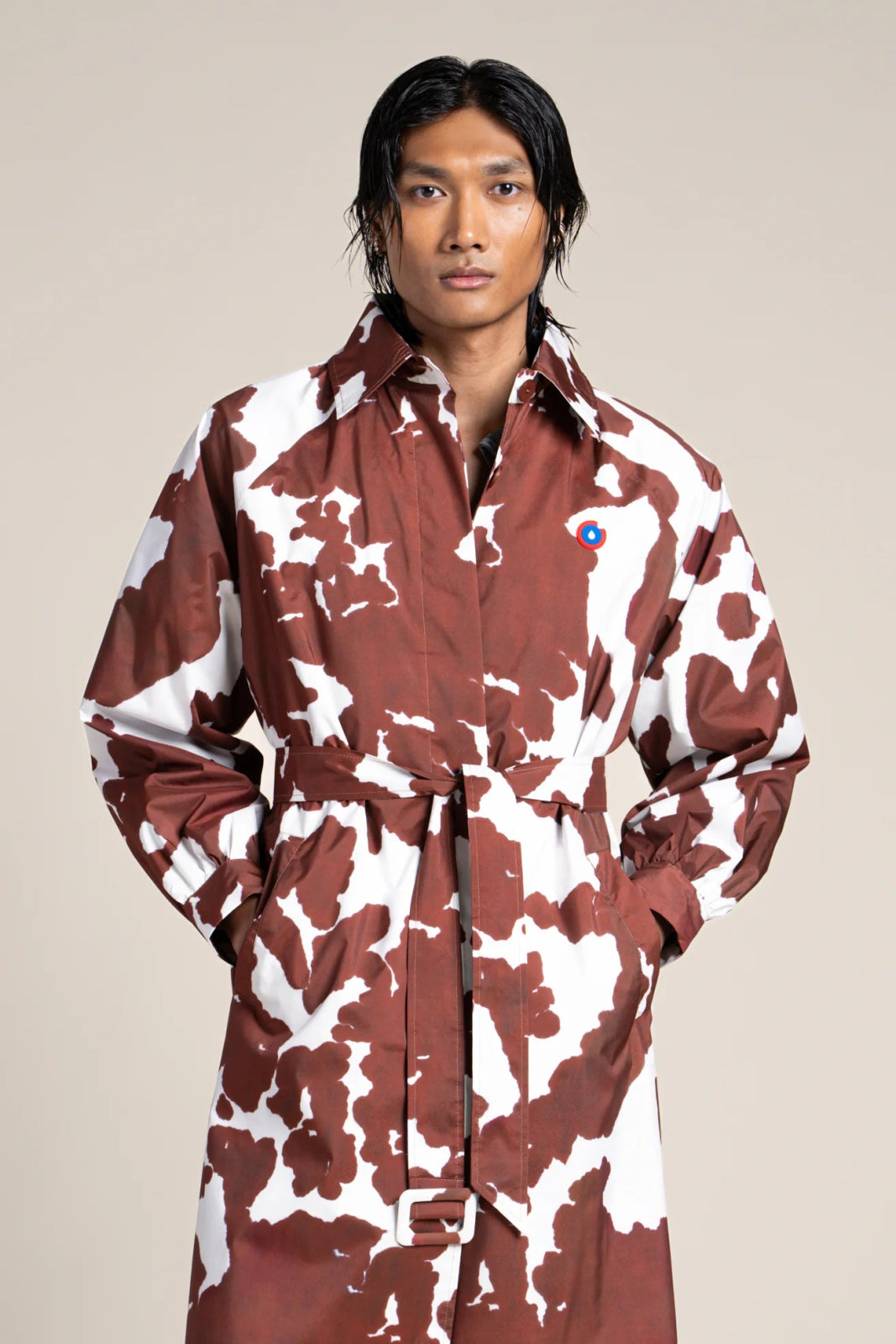 Madeleine - Waterproof long trenchcoat with belt - Cow print color Flotte #couleur_cow