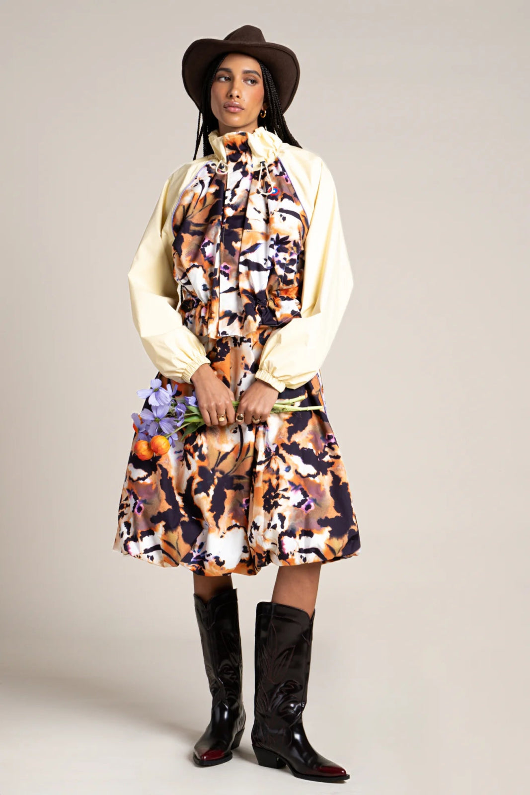 Mirabeau - Oversized waterproof balloon skirt with tightened waist - iris print #couleur_iris