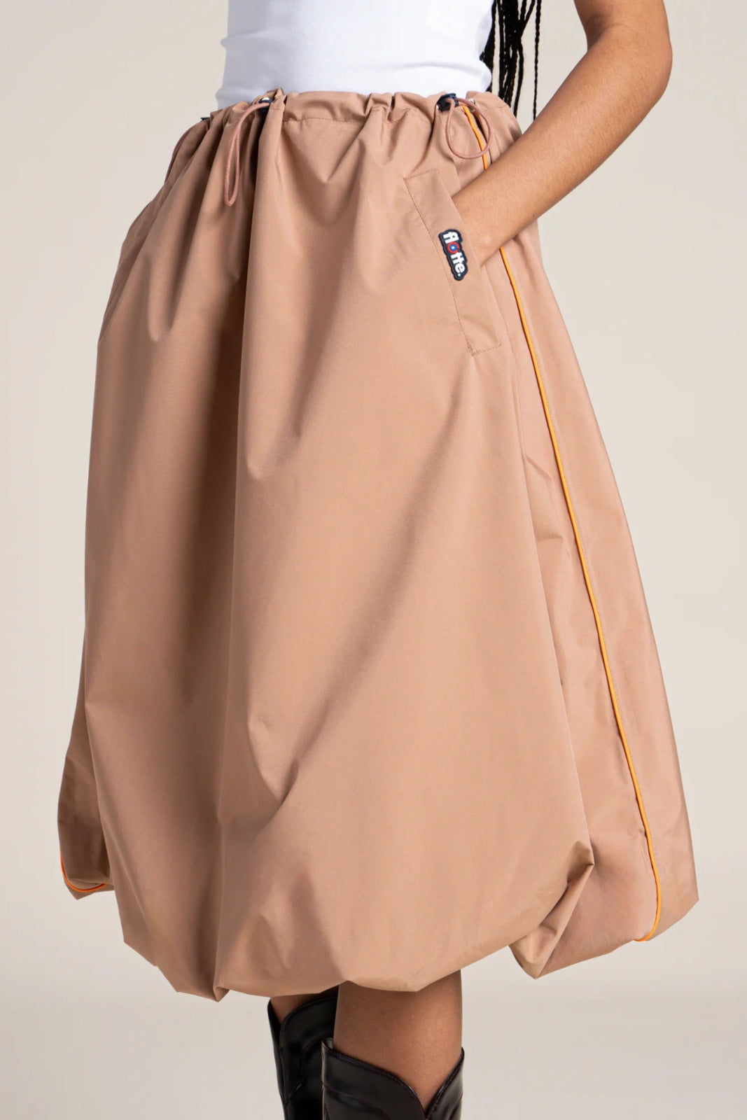 Mirabeau - Waterproof oversized balloon skirt with tightened waist - color cinnamon #couleur_cannelle