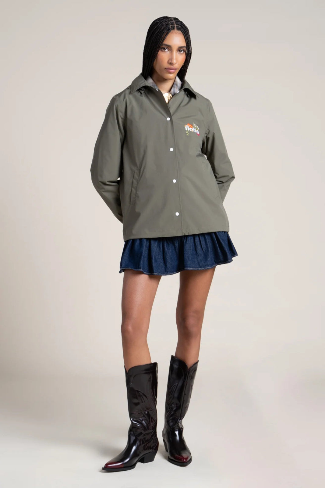 Plaisance - Work blue inspired waterproof jacket with floral fleet embroidery - khaki color 