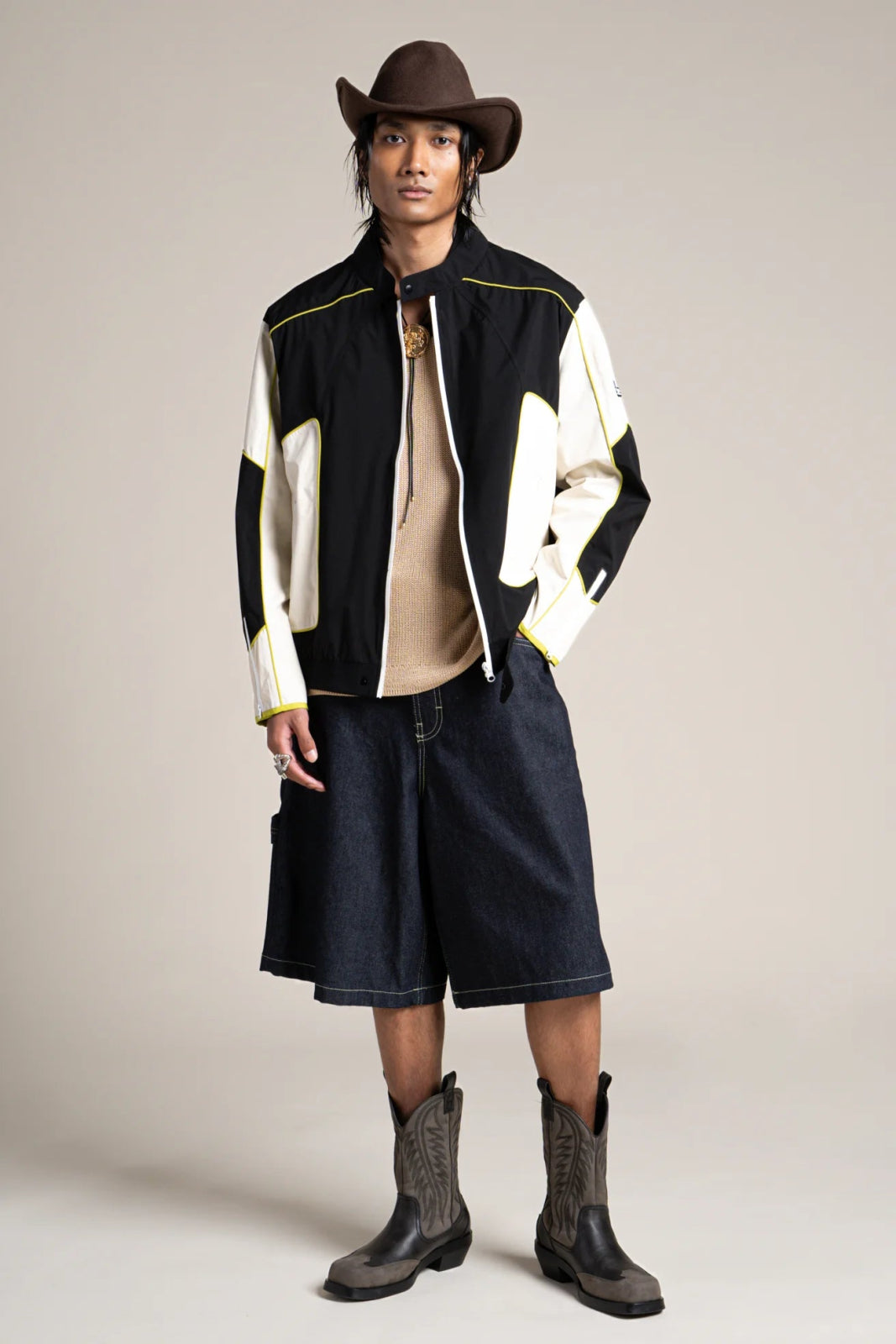 Pyramides - Contrast waterproof biker jacket in chalk color and Black shell 