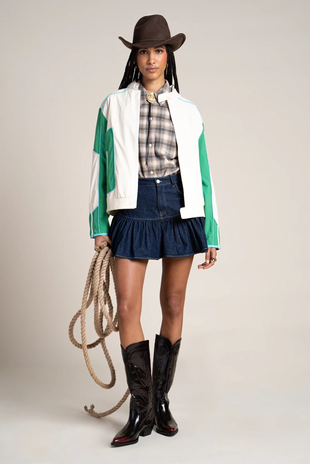 Pyramides - Contrast waterproof biker jacket in cactus color and chalk shell 