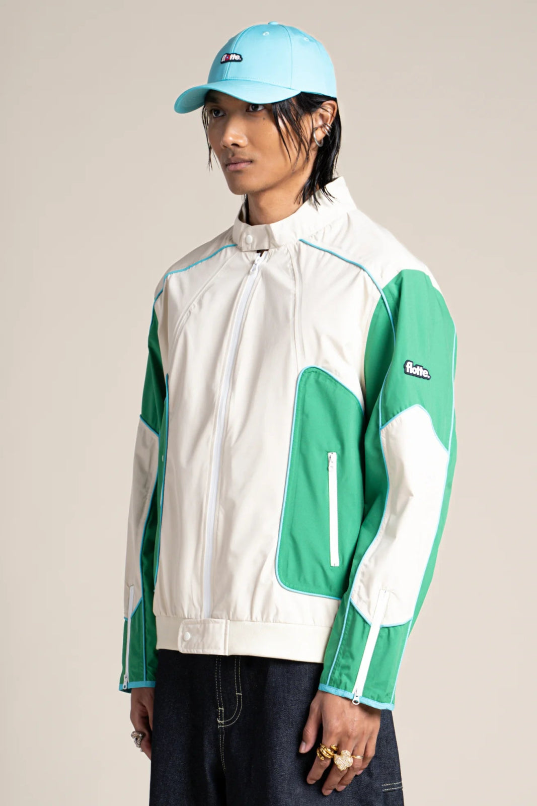 Pyramides - Contrast waterproof biker jacket in cactus color and chalk shell #couleur_cactus