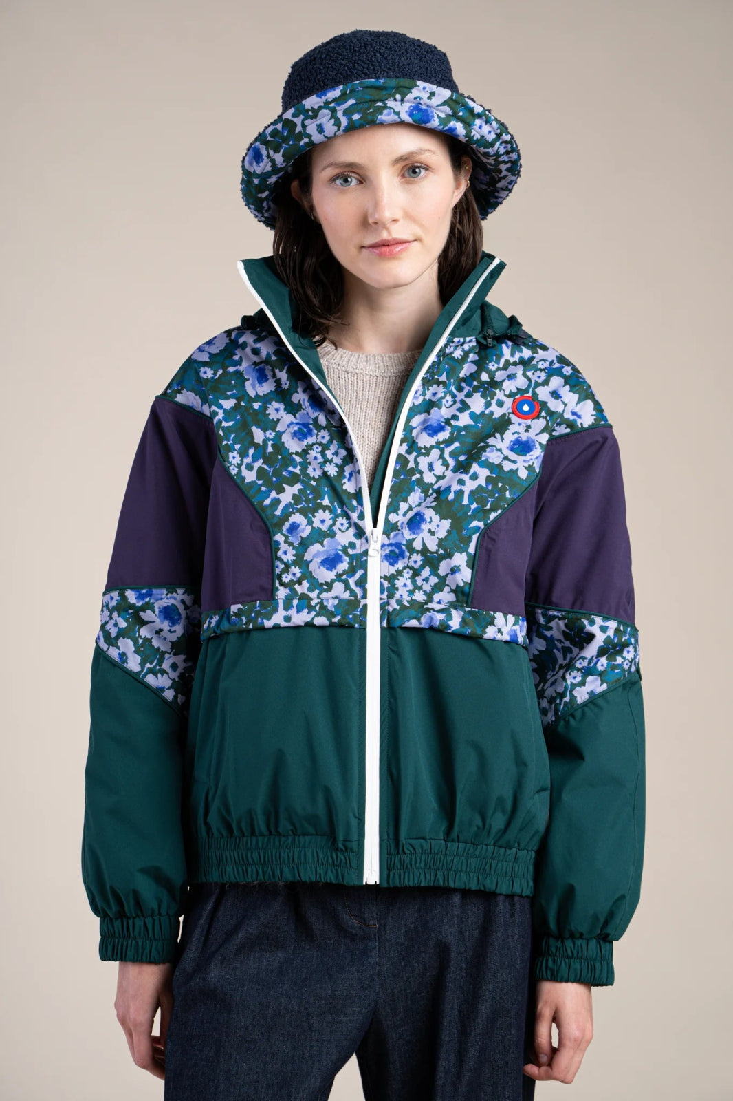 SAINT MARTIN waterproof jacket #couleur_geranium-sapin