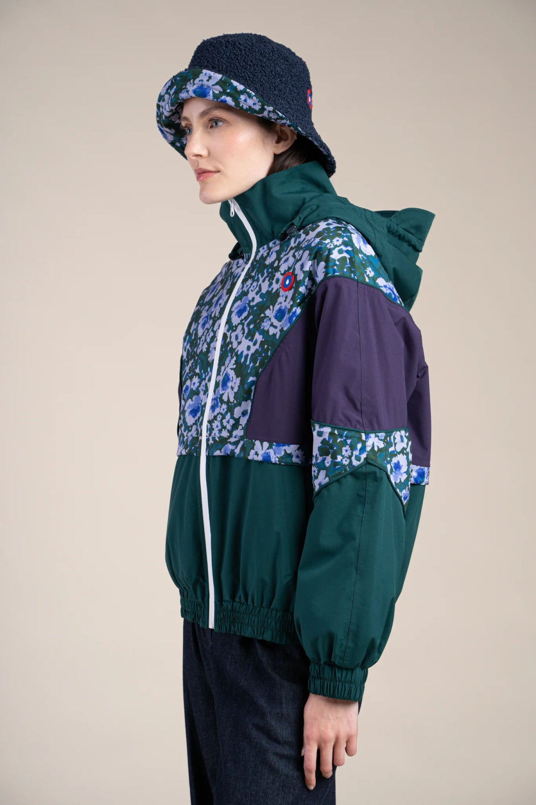 SAINT MARTIN waterproof jacket #couleur_geranium-sapin