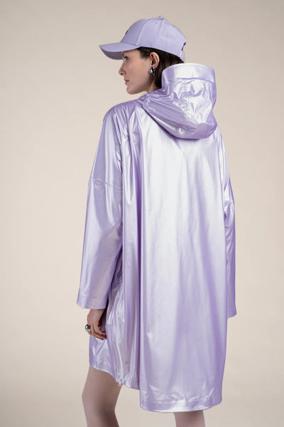 TRIOMPHE metallic rain cape #color_lilac