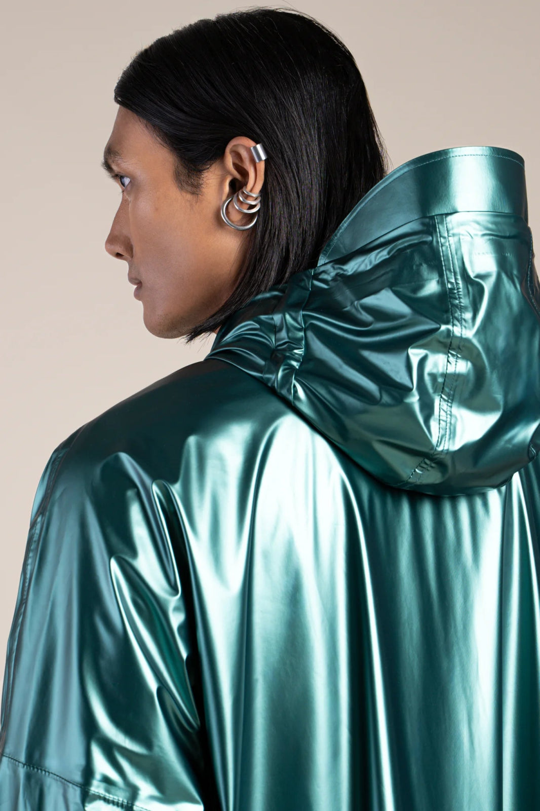 Triomphe - Metallic rain cape