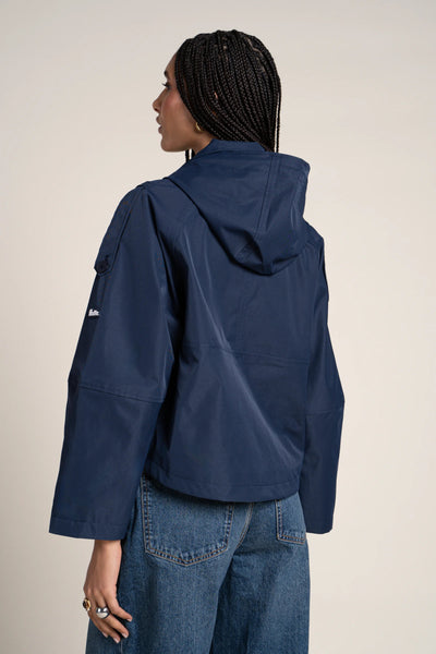 Tuileries - waterproof short trenchcoat - Flotte couleur indigo #couleur_indigo