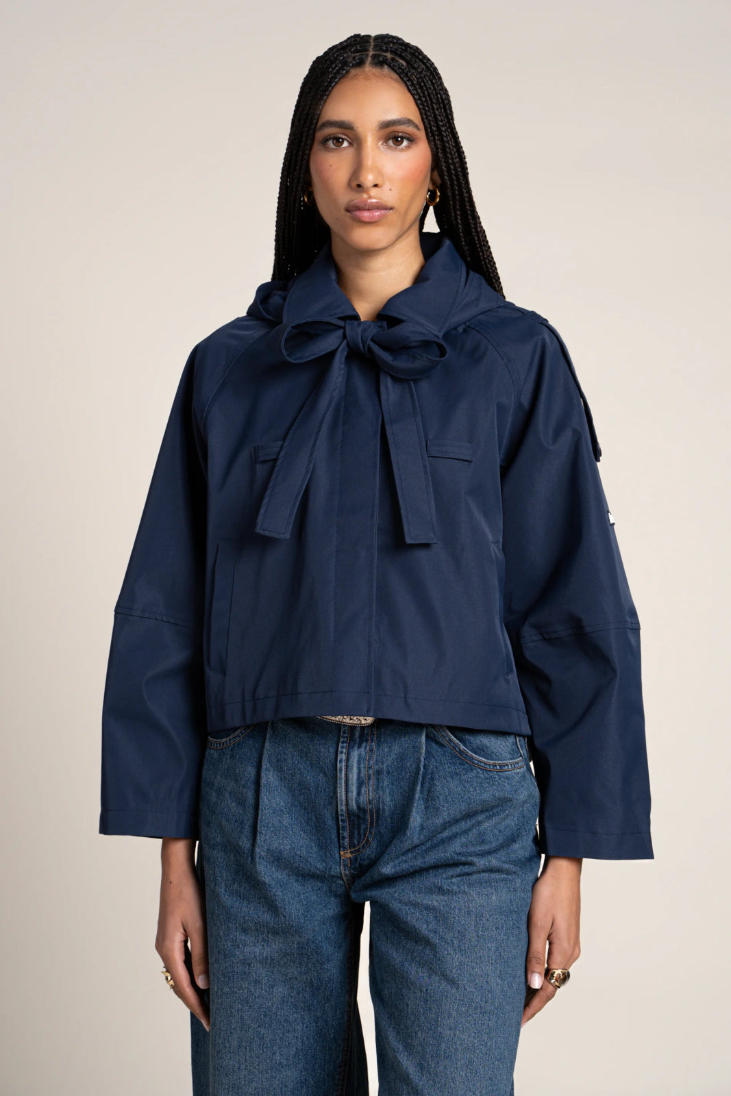 Tuileries - waterproof short trenchcoat - Flotte couleur indigo #couleur_indigo