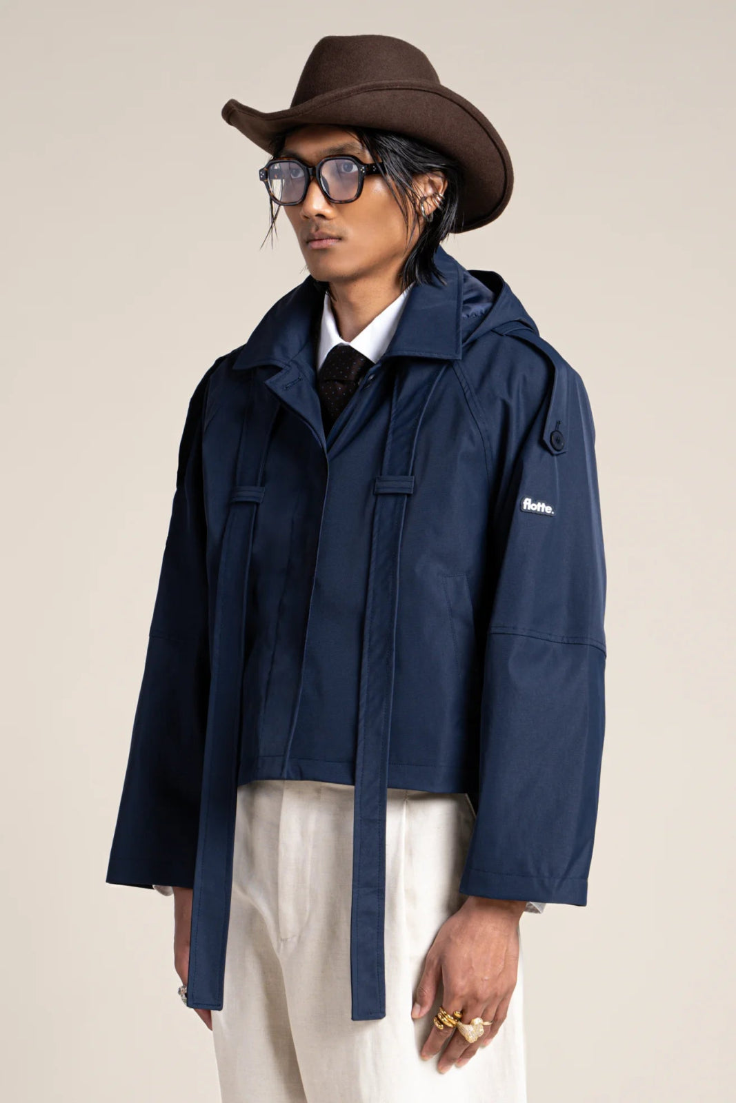 Tuileries - waterproof short trenchcoat - Flotte couleur indigo #couleur_indigo