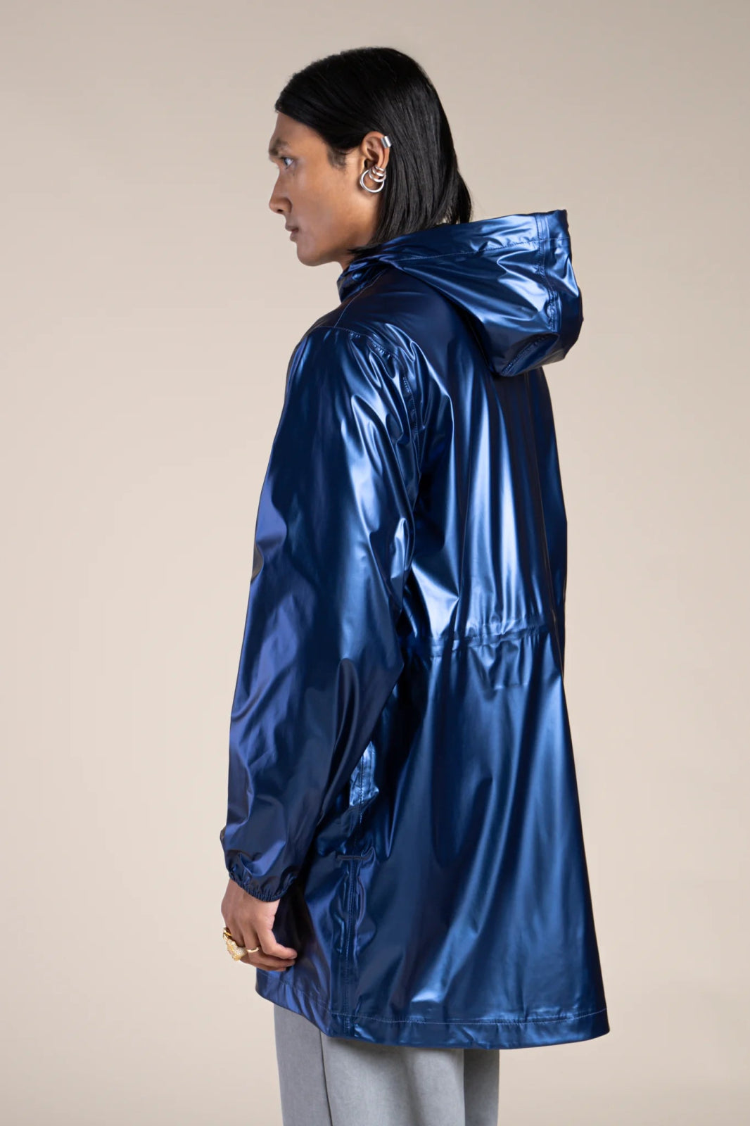 Metallic raincoat #couleur_indigo