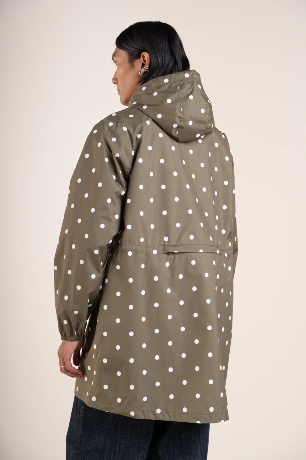 Amelot Printed - Long Raincoat - Flotte #couleur_pois-olive