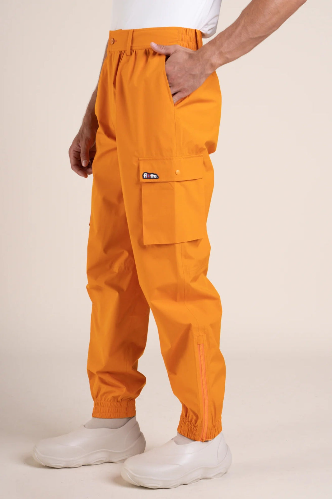 Gambetta multi-pocket waterproof cargo pants #couleur_abricot