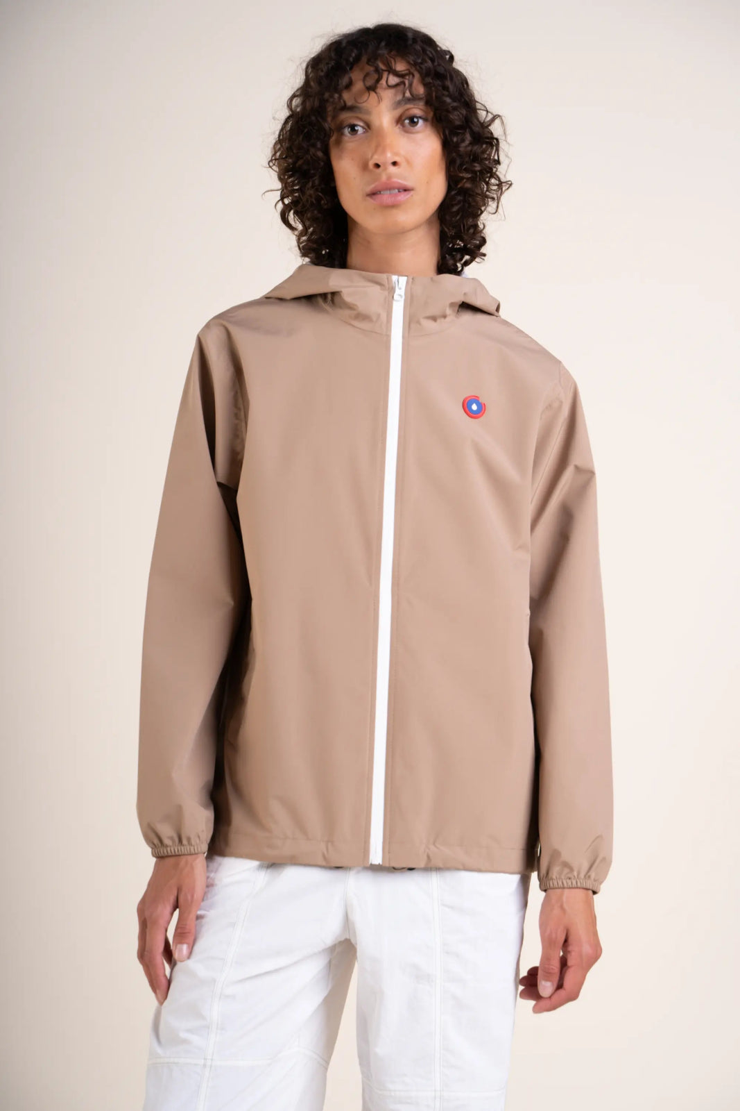 Passy - Raincoat Windbreaker Short - Flotte #couleur_sahara