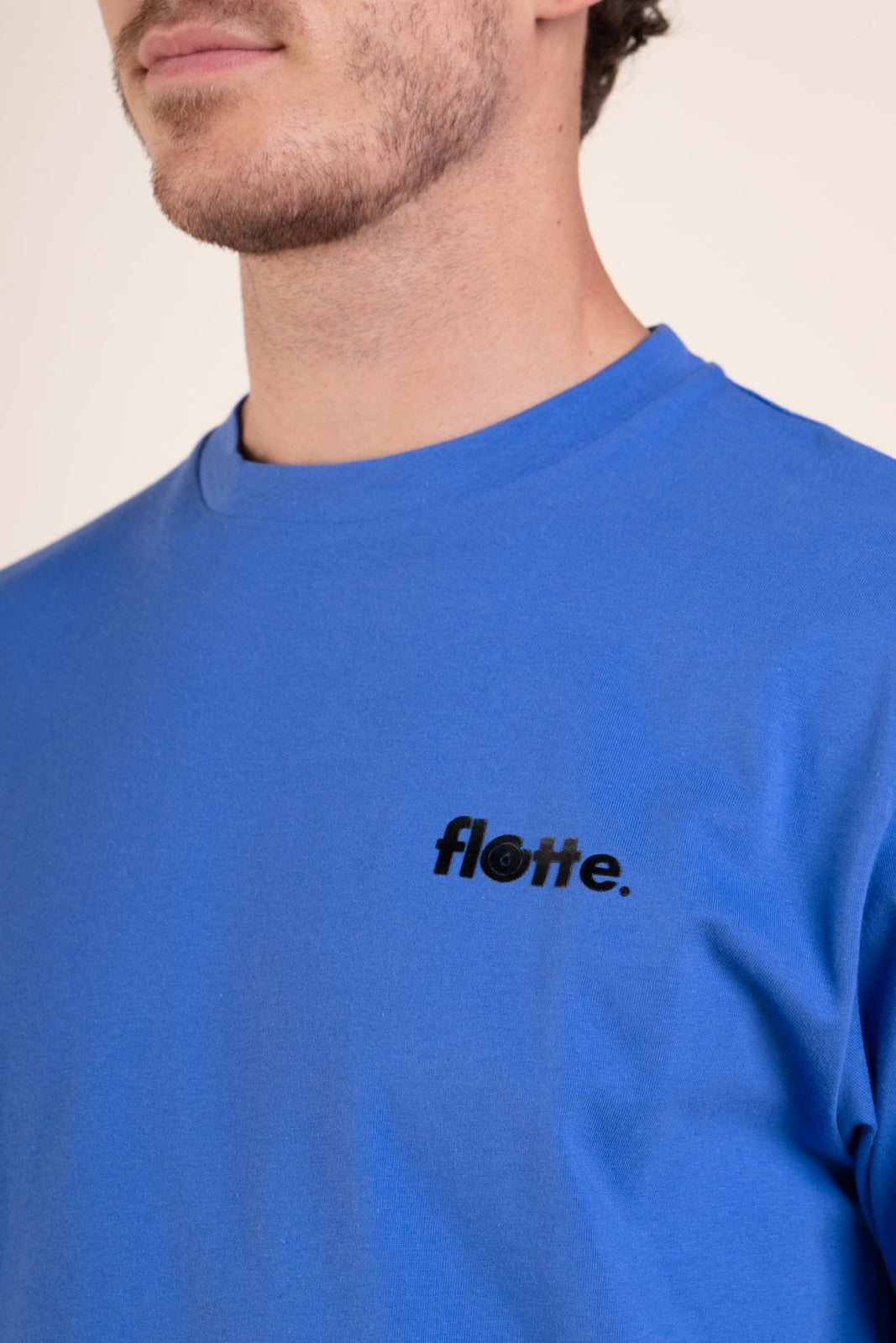 Temple water-repellent T-shirt in 100% cotton, made in Portugal #couleur_bleu-roi